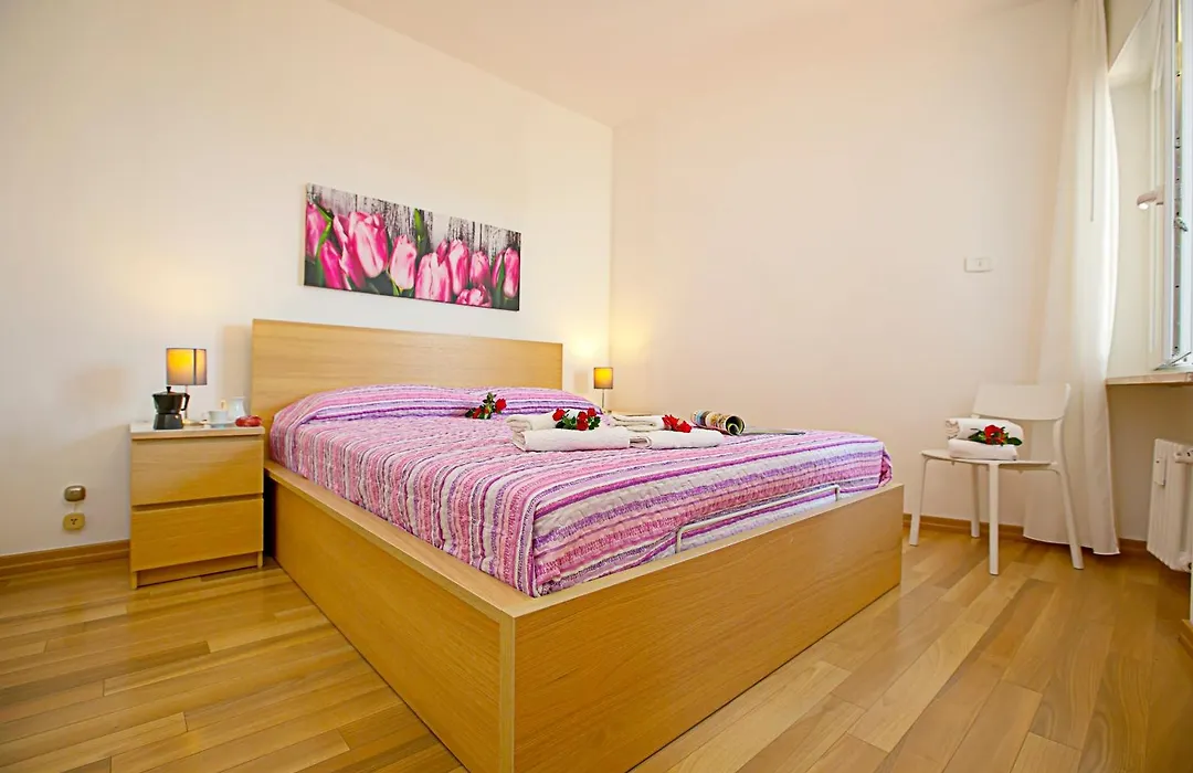 Riva Lago E Spiaggia Apartment 2 - Happy Rentals-1
