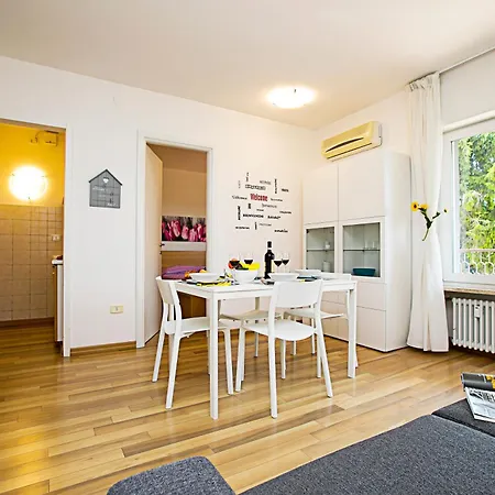 Riva Lago E Spiaggia Apartment 2 - Happy Rentals-2